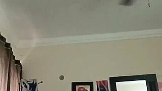 le destrozo el culo a mi amiga, spanking that curvy latina ass 😈🍑