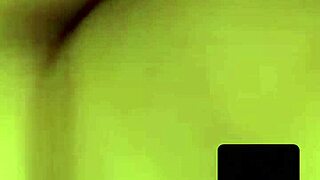 Ever Wonder How This Indian Girl Fingers Herself on Paytm Video Call?