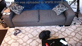 I love watching angel love's webcam sex show with all that passion.