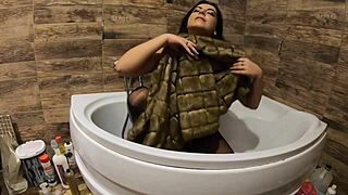 Milfycalla teases with pee play in bathtub wearing fur coat and pantyhose - oh my god, so sexy and tight!
