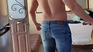 Mexican Muscular Bodybuilder Gets Naked In Homemade Voyeur Video