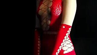 Is this Ariel Ortiz's first squirting orgasm with a cucumber dildo in her curvy Latina gym workout?