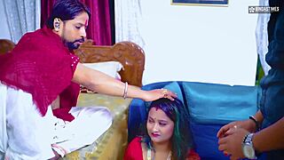 ठरकी धोबी बाबा भाभीजी को बच्चा पैदा बहाने चोदकर क्रीमपाई मारता है