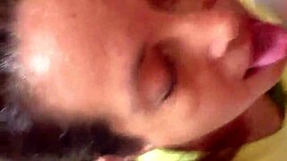 mi amiga draws me in with her amateur charm