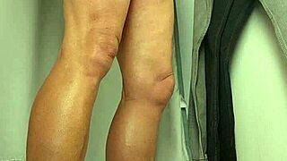 Raw Branlette Dans Une Cabine Dessayage With Handjob Masturbation Flashing Outdoor Public Solo Action