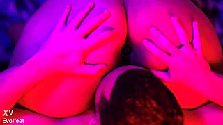 Oh yeah, worship my big ass during foot sex with this BBW girlfriend.