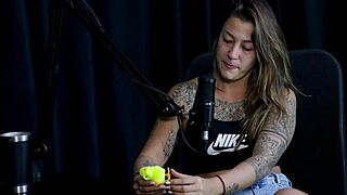 Oruan isn't your type but he kissed a famous guy, started the nude putaria, and now wants to hook up with two bi men.