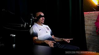 I love watching this compilado from Thiago Barão on Preliminares podcast with Bia Hot in sheer red lingerie