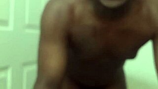 I learned clean bathroom habits from my pet dog to avoid mess around the anus.