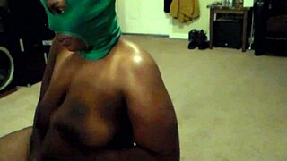 Quick handjob leads to messy ebony facial cumshot