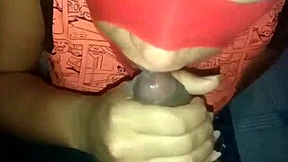 damn, que rico this latina milf's homemade blowjob on that beautiful ass