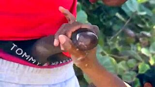 She encountered a well-endowed black man on the beach. The Colombian babe sucked his big cock and swallowed his cum.