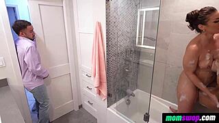 momswop - peeping our lesbian moms in bathroom