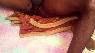 She got on top riding ebony milf in homemade amateur sex