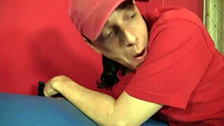 she's been craving his penis in her experienced vagina for so long. now she takes it gladly with a blowjob and cumshot.