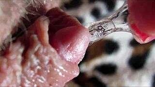 Big clit orgasm closeup 😍