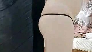 i feel so drawn to mature milf ber xintong in her square dance at home with seductive moves