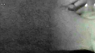 Me calienta lo prohibido with sexy solo action.