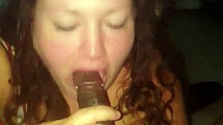 Amy's Juicy Lips Tease My Cock Intriguingly