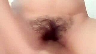 việt nam teen's magical livestream bares her exotic body fully