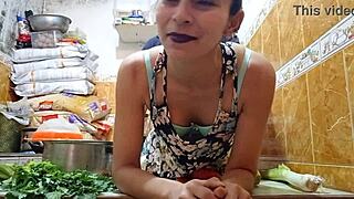 peruvian slut eats carrot top to bottom before juicy pussy pounding cumshot