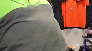 Ezsosa Flashes Curvy Bedroom Body in Uncensored Solo Exhibitionist Update