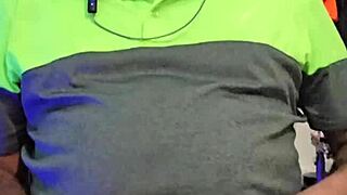 Ezsosa Flashes Curvy Bedroom Body in Uncensored Solo Exhibitionist Update