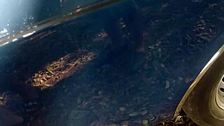 Wanna watch this sensual MILF creampie herself voyeur style in her ride?