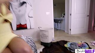 brattymilf gianna grey: be good and rub my wet pussy! s7 e1