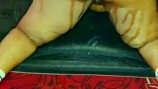 Sundaydogood614's Shaved Pussy Closeup from Homemade Update 913