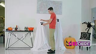 step-sis halloween slutfest... mff threesome got sooo wild 😈