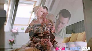 stepmom brittany bardot needs cleaning up after creampie 😏💦