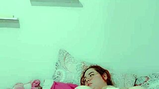 Sexy Redhead Hottie Fingers Juicy Pussy Solo