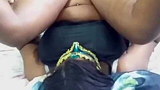 preta safada adora meter no cu gostoso com handjob lick