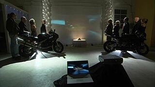 milf in golden heels licks cock then gets fucked 😍👠💦