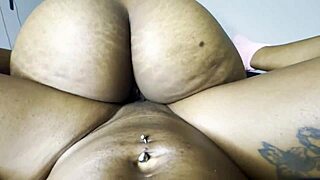 Ebony lesbians crave hot pussy tribbing action?