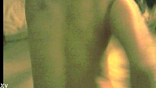 mi morena peruana culona se deja grabar