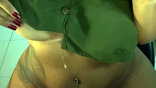 corno, watch your esposa gozar on this negão's pau... he cums on her face body and you swallow too??