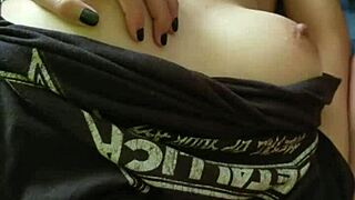 i really love sucking my boyfriend's huge throbbing cock so much