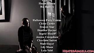 Goth babe rims cock wildly while riding it hard in group play