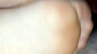 Homemade Barefoot Girlfriend Footjob Ends in Huge Cumshot!