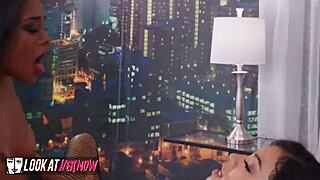 savannah sixx and scarlit scandal scissor and strap on in hot lesbian play