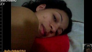 Jade flashes juicy shaved pussy naughty housewife orgasm!