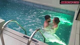 levou a milf pro motel pra relaxar mas ela quis foder na piscina e acalmou gostoso