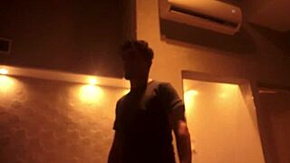 hermanastra chupá mi verga bien profundo después de la peli? parte 1 atragantándose con ganas