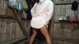 I watch my canadian stepmom dance erotically online for me in argentina, she's so sexy and horny