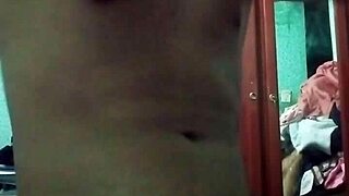 Un baile erótico rico y sabroso se le para