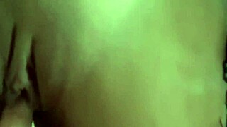 Hot sexy asian milf shares homemade hardcore fun 😏