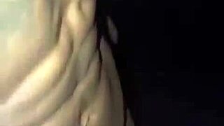 Amateur with big boobs and Magrino skills gets naughty