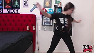 Doing exercises so deliciously with sexy Dri!